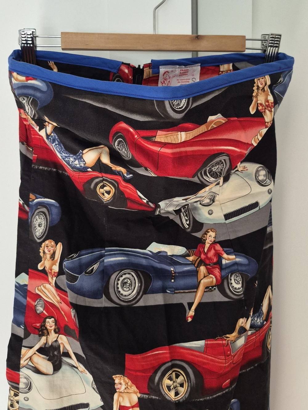 Pin-up Strapless Mini Dress - Picture 2 of 4